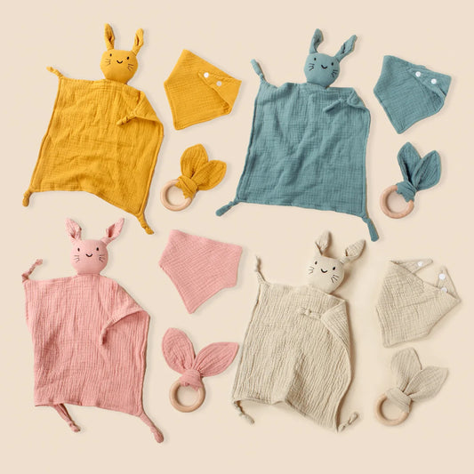 Set Douceurs 3 en 1 , Peluche "oreille de lapin",Bavoir en coton ,Anneau de dentition en bois